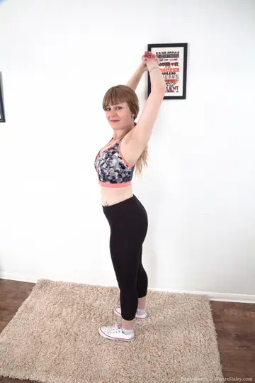 Betty Busen – Australian Redhead Strips Off Her Yoga Pants and Spreads Her Hairy Pussy
