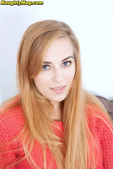 Anna Smith – Redhead in Jeans and Panties Spreads Her Hairy Pussy