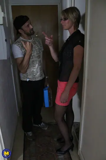 Tall Blonde MILF in Heels Rides Cock and Takes It Anal in the Kitchen