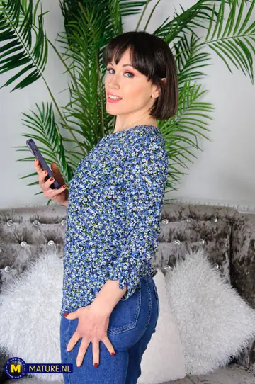 Lucy Love – European MILF in Jeans Plays with Nipples and Dildo