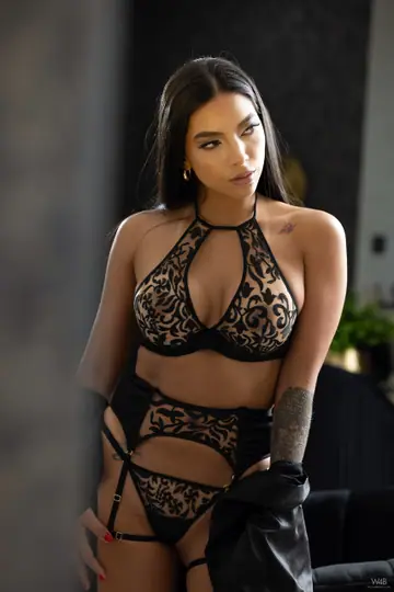 Tanned Thick Latina Fingers and Fucks Herself with a Dildo