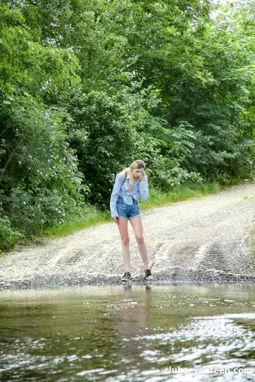 Milena Devi – Tall Skinny Blonde Gives a Blowjob and Rides Cock Outdoors