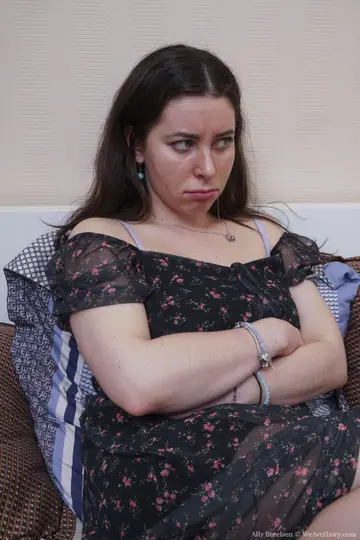 Ally Breelsen – Busty Russian Amateur Shows Her Hairy Bush in the Bedroom