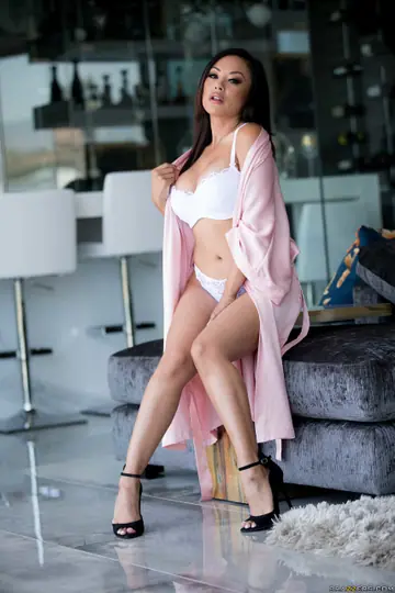 Kaylani Lei – Asian MILF Strips Off Her Lingerie to Show Off Her Big Fake Tits