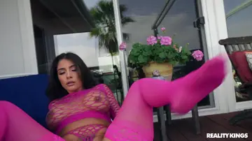 Tru Kait – Curvy Latina Sucks Cock and Gets Fucked Doggy Style