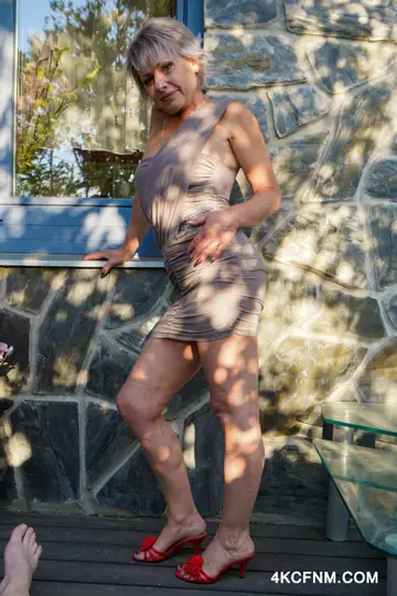 Short-Haired MILF Gives Femdom Handjob and Blowjob Outdoors