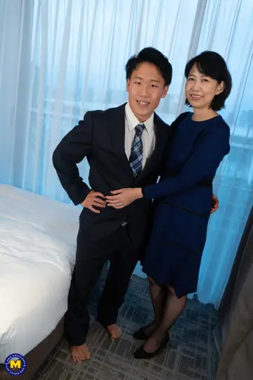 Yoshiko Kitano – Mature Japanese Woman Sucks Cock and Takes Anal Doggy Style