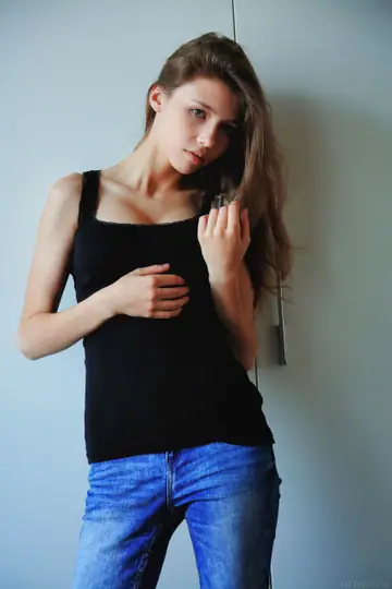 Mila Azul – Slim Russian-Ukrainian Brunette Flaunts Her Big Natural Tits Nude