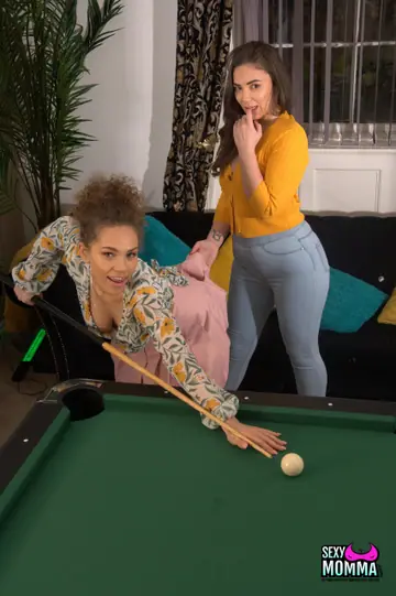 Sasha Fire – Chubby Ebony MILFs in Jeans Share a Dildo and Lick Pussy