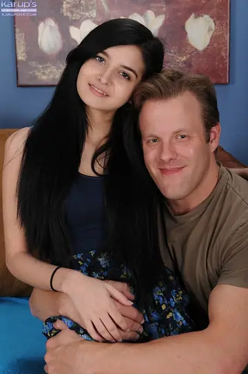 Zoey Kush – Slim Brunette Sucks and Rides Cock Before Pussy Licking