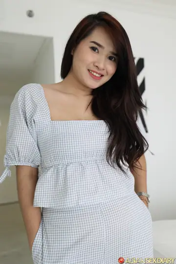Asian BBW Gets Fucked Missionary Style POV