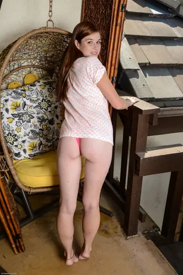 Lara Brookes – PAWG Redhead Pulls Aside Her Panties and Spreads Her Hairy Pussy