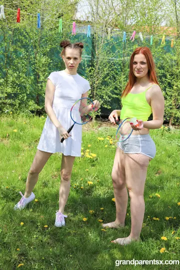 Andrea Ann – Mature Czech MILF Joins a Foursome and Guides Two Women