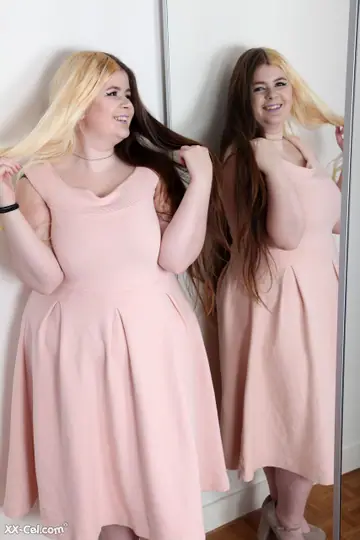 Charline – BBW Strips Off Her Dress and Spreads Her Big Ass