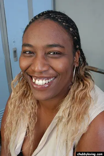 Mature Ebony BBW Strips Out of Her Lingerie and Spreads Wide