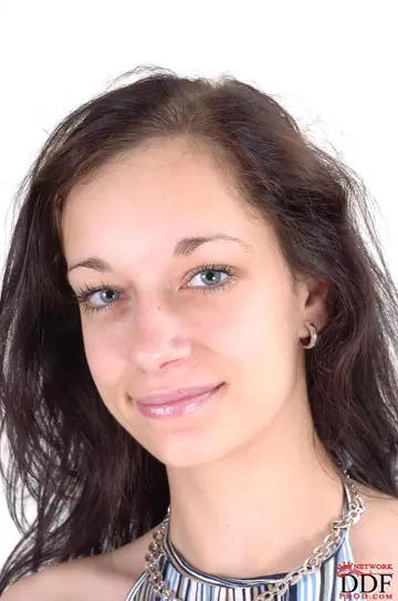 Tanya Sin – Busty Mature Brunette Strips Naked and Spreads Wide