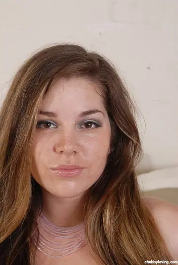 Marley Mason – Tall BBW Brunette in Lingerie Masturbates Her Hairy Pussy