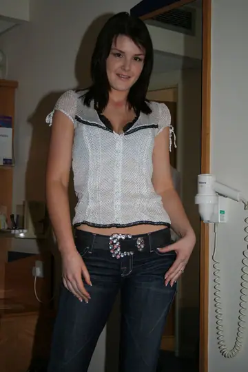 Elle Brook – British Blonde in Lingerie Gives a Blowjob Then Takes a Creampie