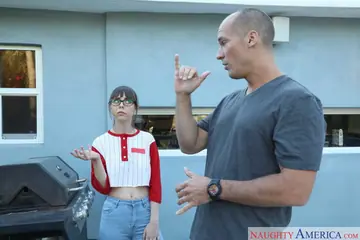 Shae Celestine – Brunette in Glasses Gives a Blowjob and Gets Fucked Outdoors