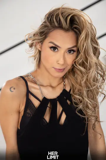 Veronica Leal – Blonde Latina in Stockings Takes Anal and Cum in Mouth