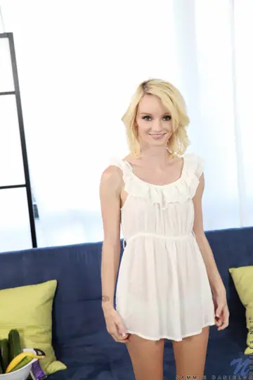 Sammie Daniels – Slim Blonde PAWG in a Skirt and Thong Strips and Uses a Toy