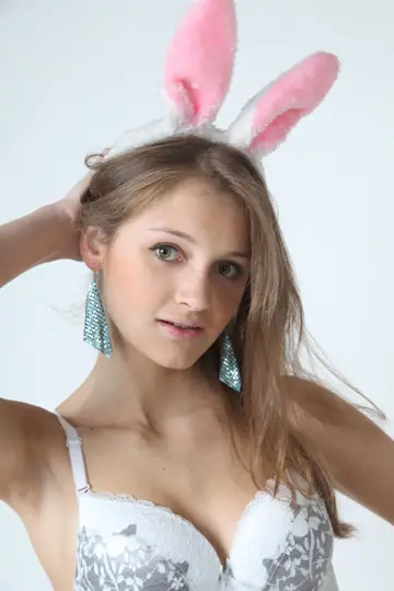 Skinny Woman Strips Off Her Dress and Spreads in High Heels