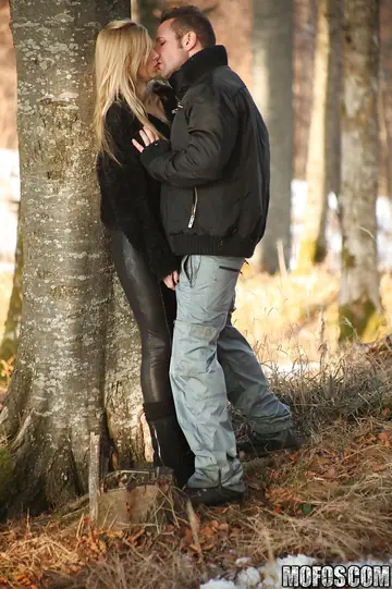 Woman in Boots Takes Anal Doggy Style Outdoors and Gets Cum in Her Mouth