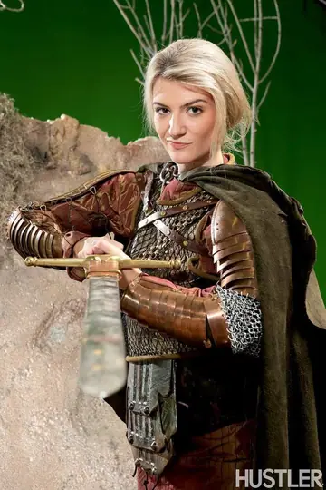 Amanda Tate – Thick Blonde Strips Out of Medieval Cosplay and Spreads