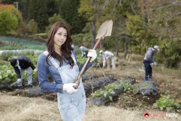 Sayuri Shiraishi – Japanese MILF Gardener Strips Nude and Shows Her Hairy Pussy