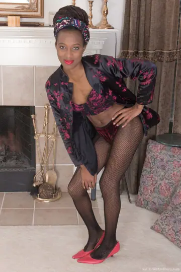 Petite Ebony MILF in Lingerie Shows Her Hairy Pussy