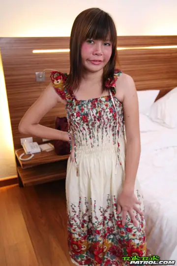 Petite Thai Brunette in Lingerie Takes Bareback Creampie