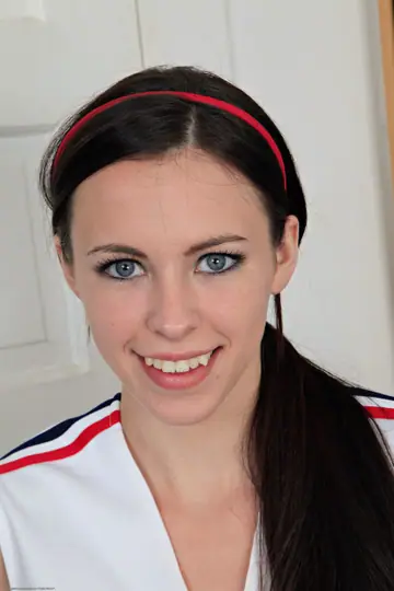 Veronica Radke – Petite Short-Haired Brunette Undresses and Fingers Her Shaved Pussy