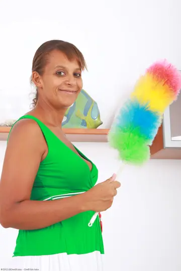 Ebony Brunette MILF Pulls Panties Aside to Spread