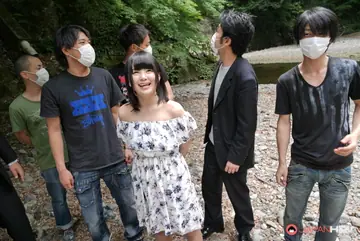 Tsuna Kimura – Petite Japanese Brunette Takes Cum on Skirt Outdoors
