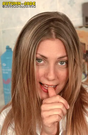 Autumn Jade – Blonde MILF with Big Natural Tits Spreads in a Skirt