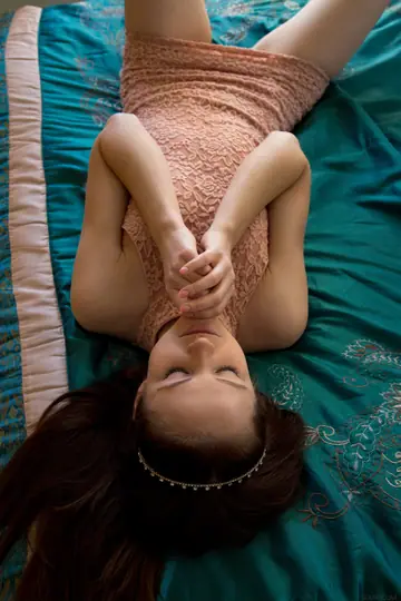 Alice May – Petite European Brunette Fingers and Spreads Her Pussy