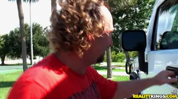 Zoey Oneill – Thick Brunette MILF Strips Off Her Skirt Outdoors for Hardcore Anal Sex