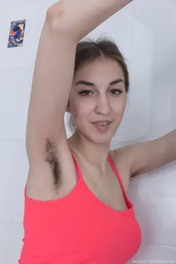 Olina W Halmia – Thick Brunette Strips Out of Her Shorts and Fingers Her Hairy Pussy
