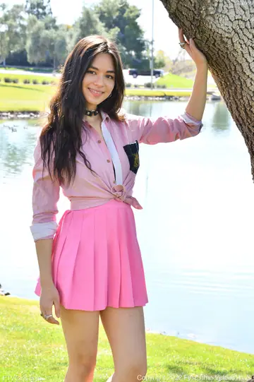 Scarlett Alexis – Thick Asian Brunette with Big Tits Masturbates in Public