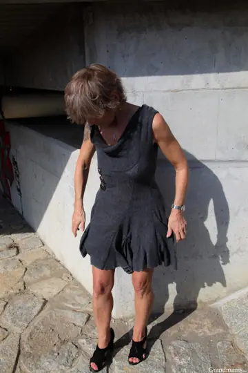 Nicol Mandorla – Blonde in a Dress Kneels Outdoors for a Blowjob