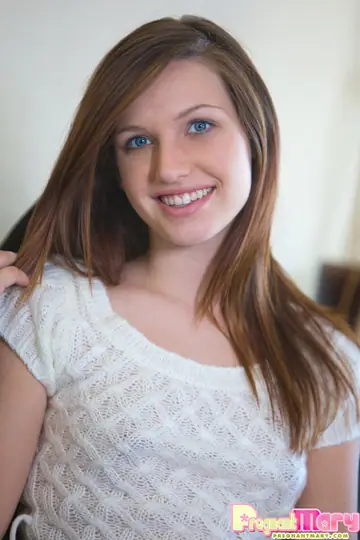 Maryjane Johnson – Pregnant Brunette in Heels Strips Off Her Panties and Fingers Her Shaved Pussy