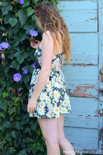 Redhead Strips Out of Her Skirt to Show Her Hairy Bush