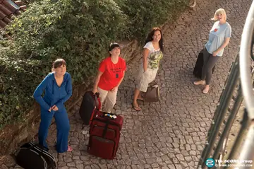 Arianna Sinn – British Blonde and Brunette MILFs Strip Outdoors
