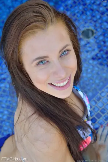 Anya Olsen – Petite Slim Brunette Spreads Her Pussy and Toys Her Ass in a Bikini Outdoors