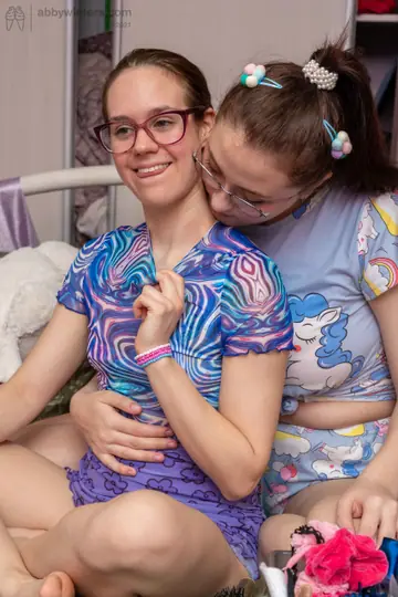 Thick Australian Amateurs Lick and Finger Each Other in Socks