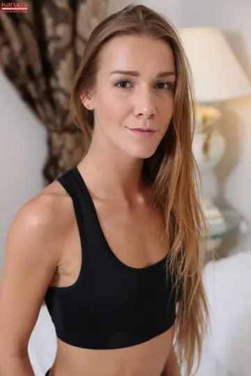 Alexis Crystal – Slim Athletic Brunette Spreads Her Shaved Pussy on the Bed