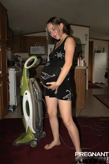 Thick Pregnant Brunette Masturbates with Vacuum Attachment
