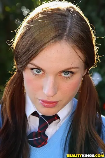 Kali Kenzington – Slim Redhead in Pigtails Sucks and Strokes Before Sex