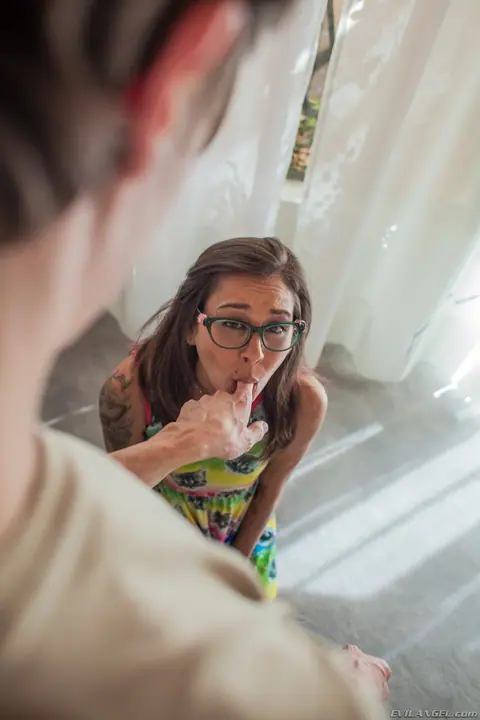 Kacie Castle: Thick Brunette in Glasses Lifts Her Skirt and Spreads Her Hairy Pussy – photo 17 of 18