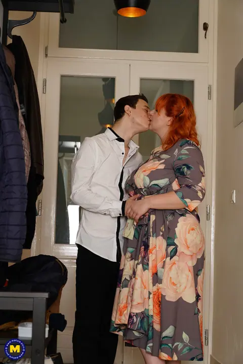 Katrin Porto: Busty Ukrainian MILF Fucks and Kisses Her Man – photo 2 of 20